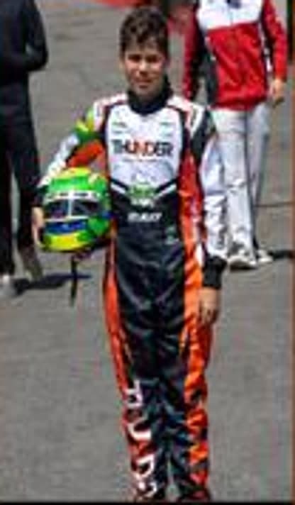 Piloto Thunder Enzo Martins
